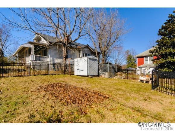257 South French Broad Avenue - Photo 16