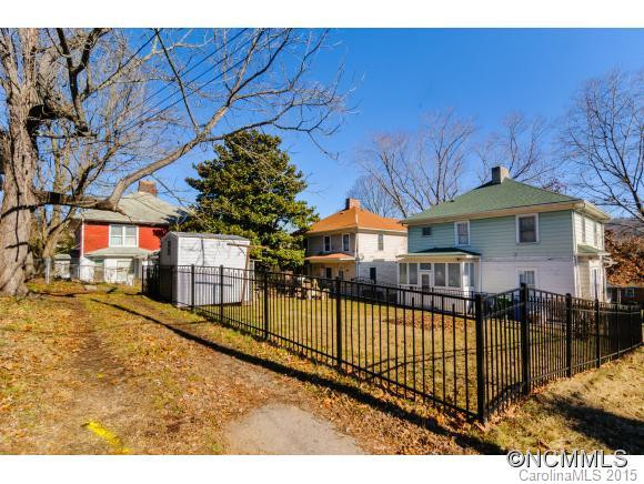 257 South French Broad Avenue - Photo 3