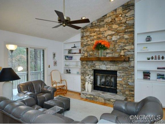 7 CLAREMONT DRIVE - Photo 4