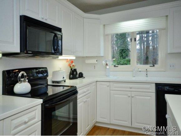 7 CLAREMONT DRIVE - Photo 6