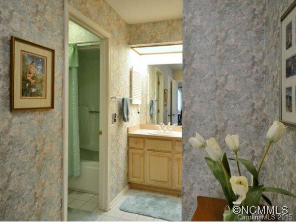 404 WATER OAK LANE - Photo 12