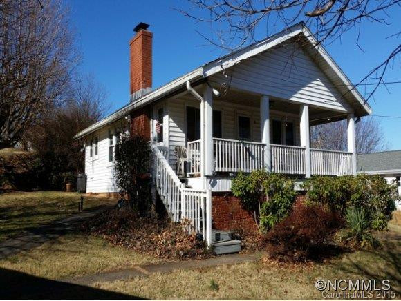 6 PARKWOOD AVENUE