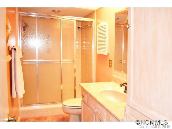 55 Wake Robin Place - Photo 16