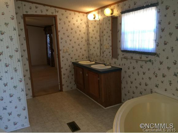 3 Saint Matthews Drive - Photo 12