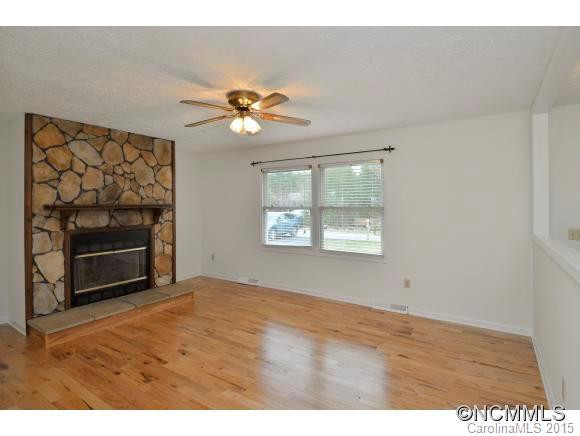 22 MEADOW DRIVE - Photo 2