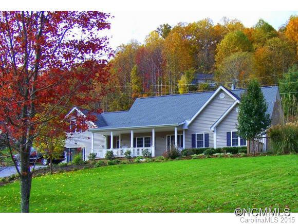 14 Apple Tree Way