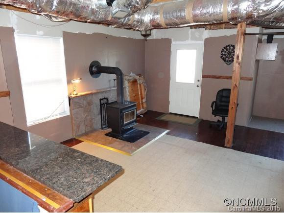 27 Third St - Photo 13