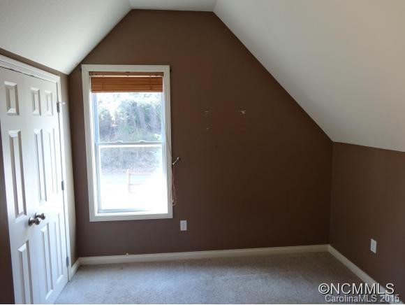 27 Third St - Photo 10