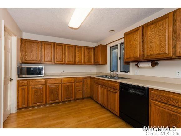 165 Mountain Laurel Lane - Photo 3