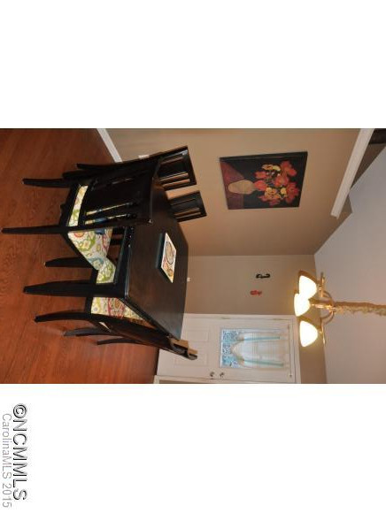 76 herschel Lane - Photo 12