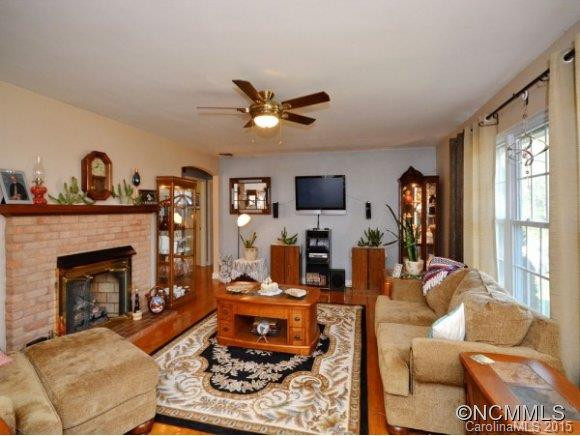 3232 MAGNOLIA DRIVE - Photo 2