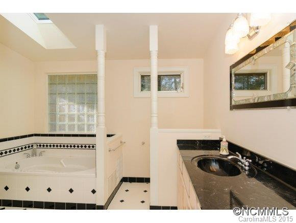 100 Botany Drive - Photo 14