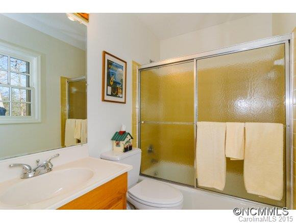 100 Botany Drive - Photo 16