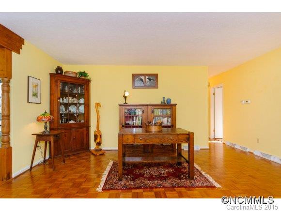 100 Botany Drive - Photo 4