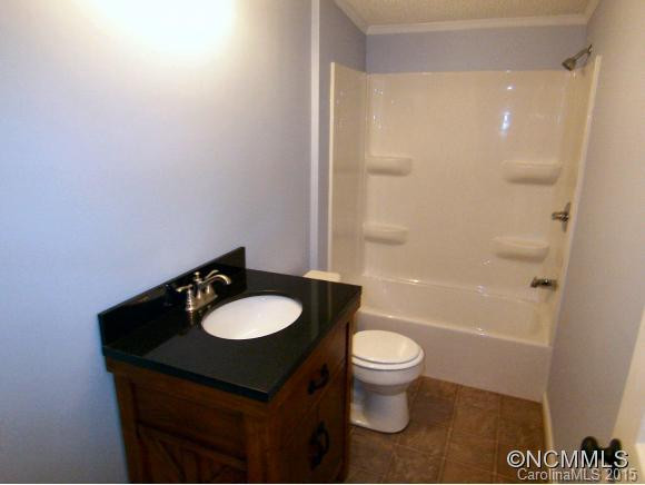2 Heath Lane - Photo 14