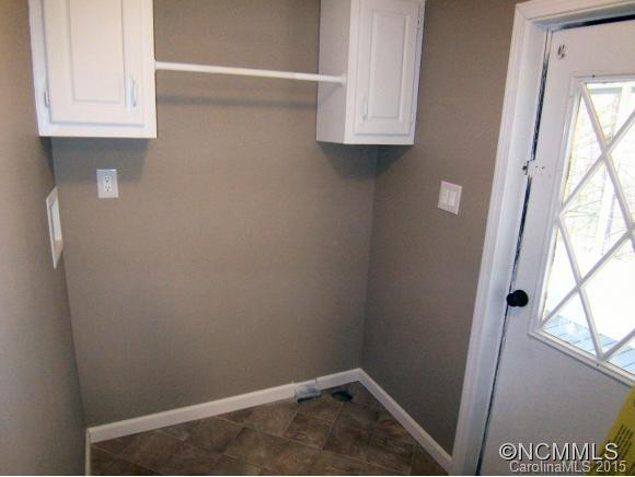 2 Heath Lane - Photo 15