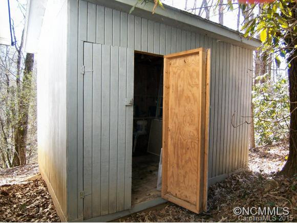 2 Heath Lane - Photo 17