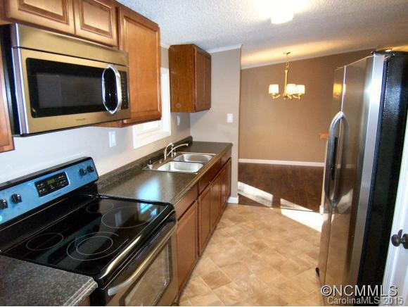 2 Heath Lane - Photo 8