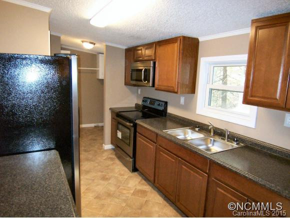2 Heath Lane - Photo 9