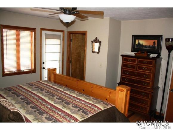 750 Polly's Mountain Road - Photo 8