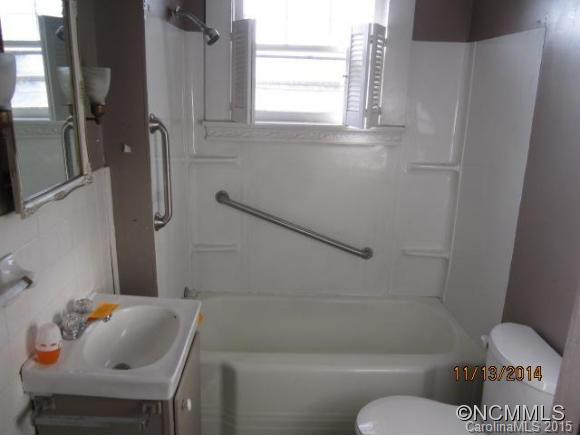 125 North Church St - Photo 17