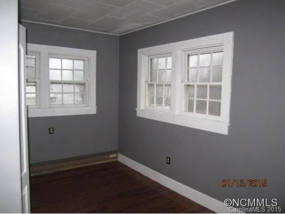 125 North Church St - Photo 8