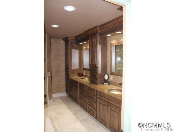 54 Honeysuckle Lane - Photo 14