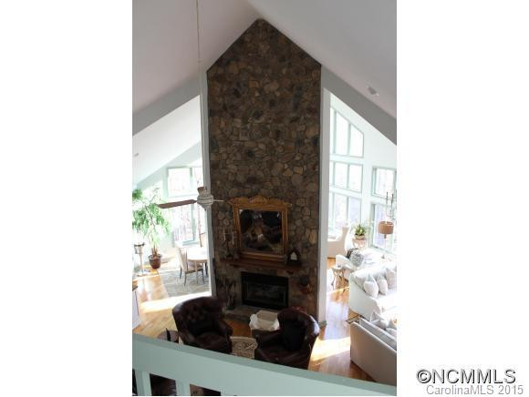 54 Honeysuckle Lane - Photo 17