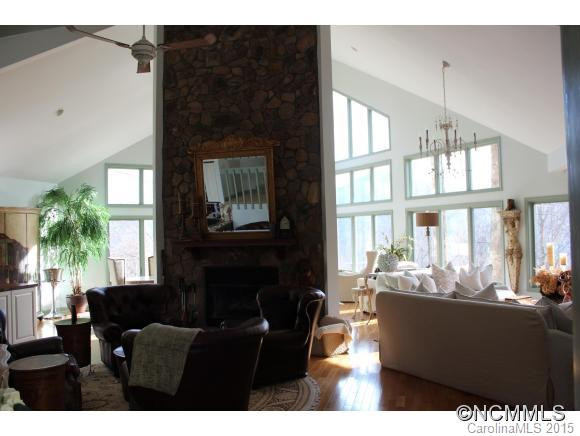 54 Honeysuckle Lane - Photo 4