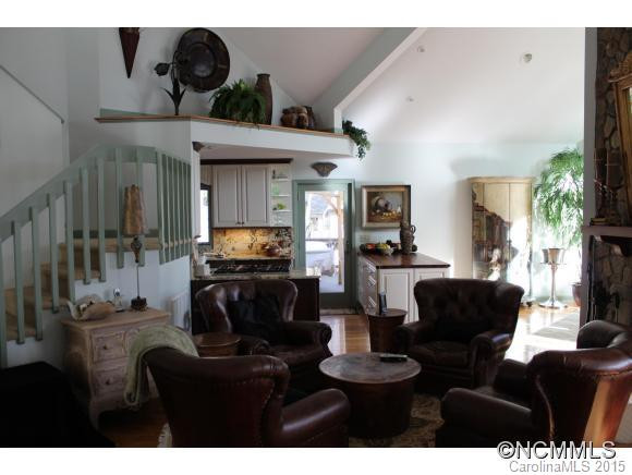 54 Honeysuckle Lane - Photo 7