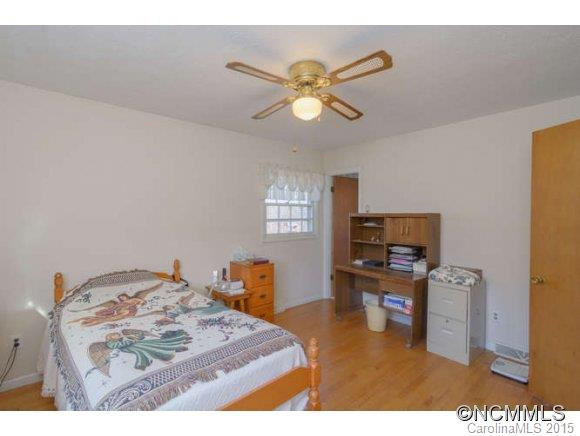 44 Botany Dr. - Photo 13