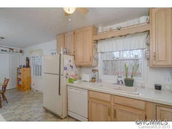 44 Botany Dr. - Photo 4