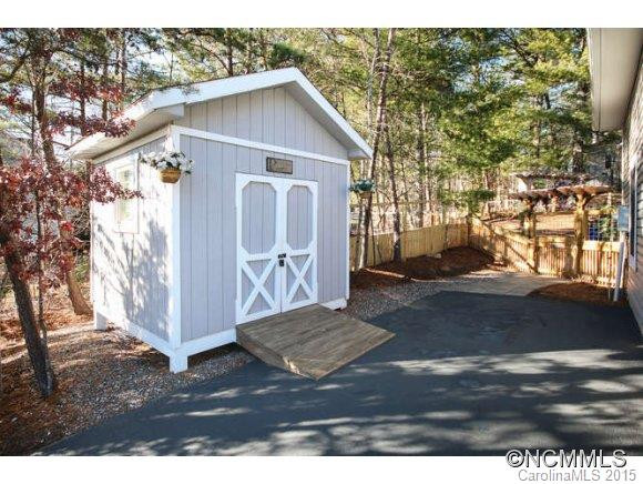 2056 Emmas Grove Road - Photo 15