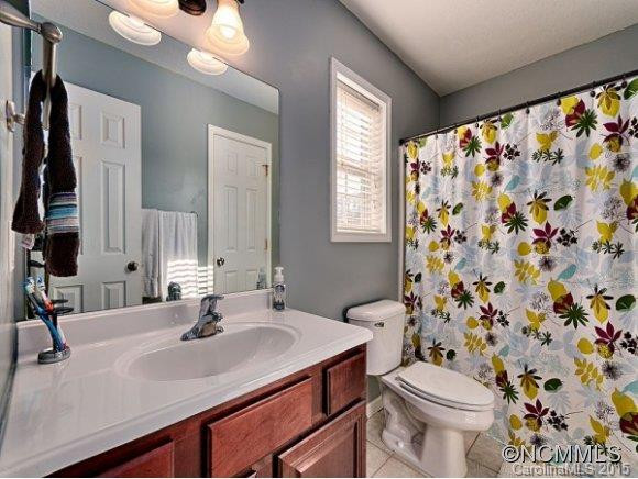 58 VILLAGE STREET - Photo 8