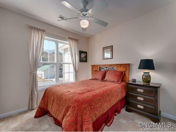 58 VILLAGE STREET - Photo 9