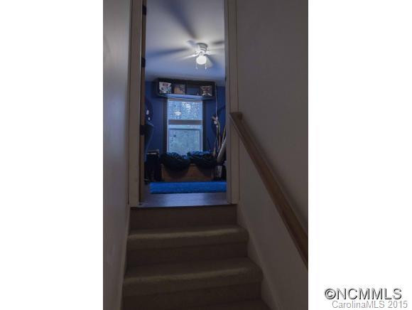 191 Owenby Cove Rd - Photo 16