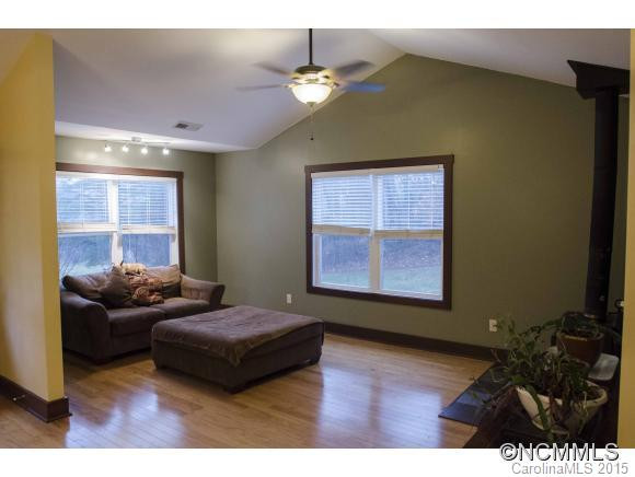191 Owenby Cove Rd - Photo 3