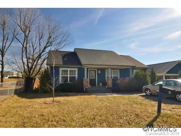 4 Oakcrest Drive