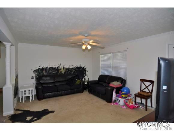 4 Oakcrest Drive - Photo 5