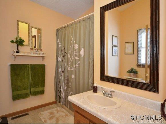 108 SENECA BLVD. - Photo 11