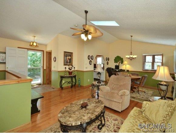 108 SENECA BLVD. - Photo 5