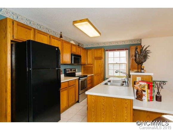 33 Foxberry Drive - Photo 11