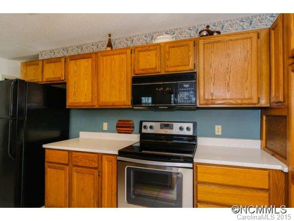 33 Foxberry Drive - Photo 14