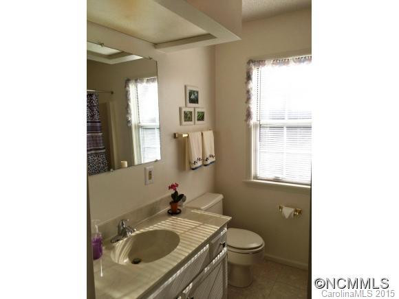 36 Lakeview Court - Photo 12