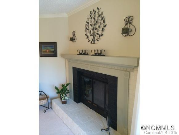 36 Lakeview Court - Photo 4