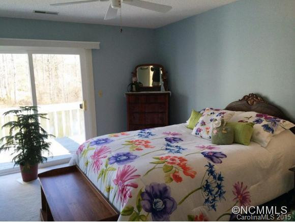 36 Lakeview Court - Photo 9