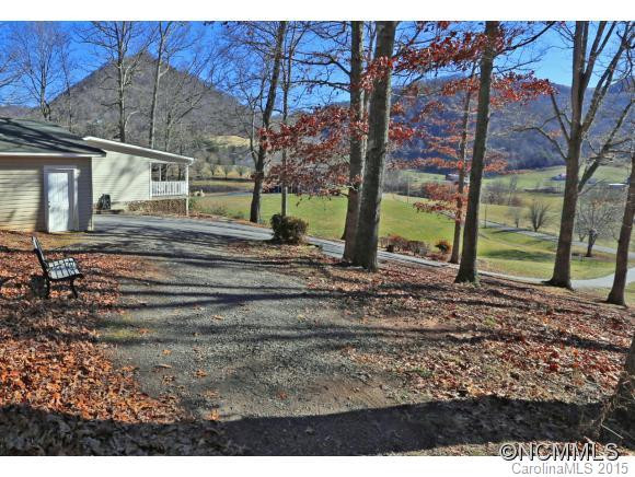 62 Hunters Trace - Photo 3
