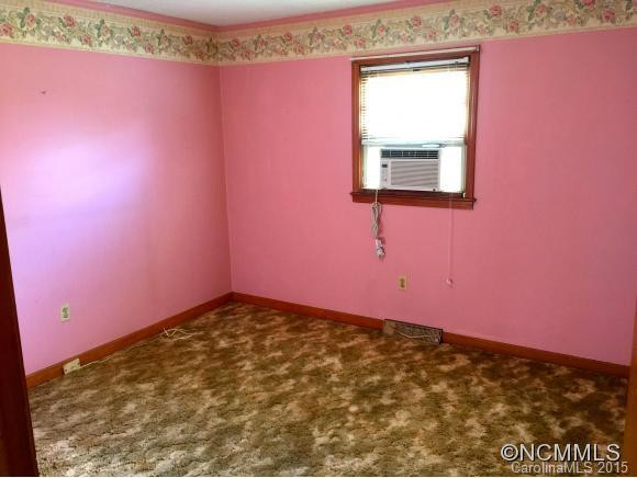269 Hilltop Drive - Photo 4