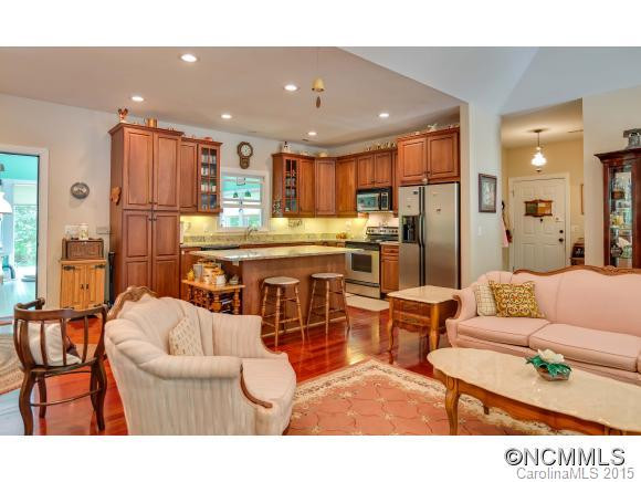 321 Laurel Way - Photo 5