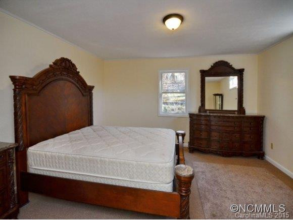 212 OLD CHIMNEY ROCK ROAD - Photo 6